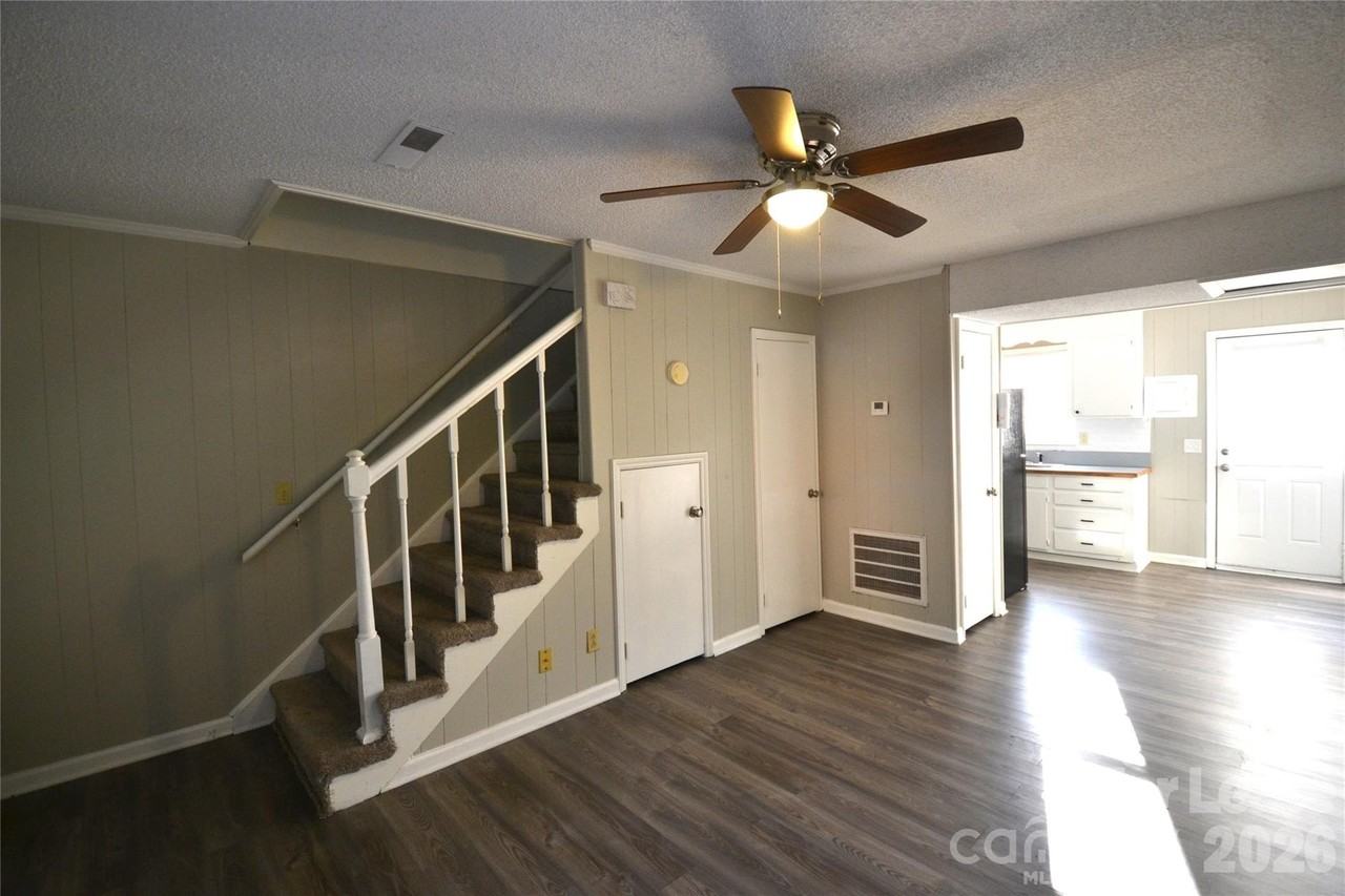 120 Ethel Dr #9 - Photo 3 of 18