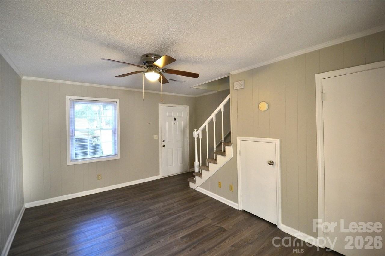 120 Ethel Dr #9 - Photo 4 of 18