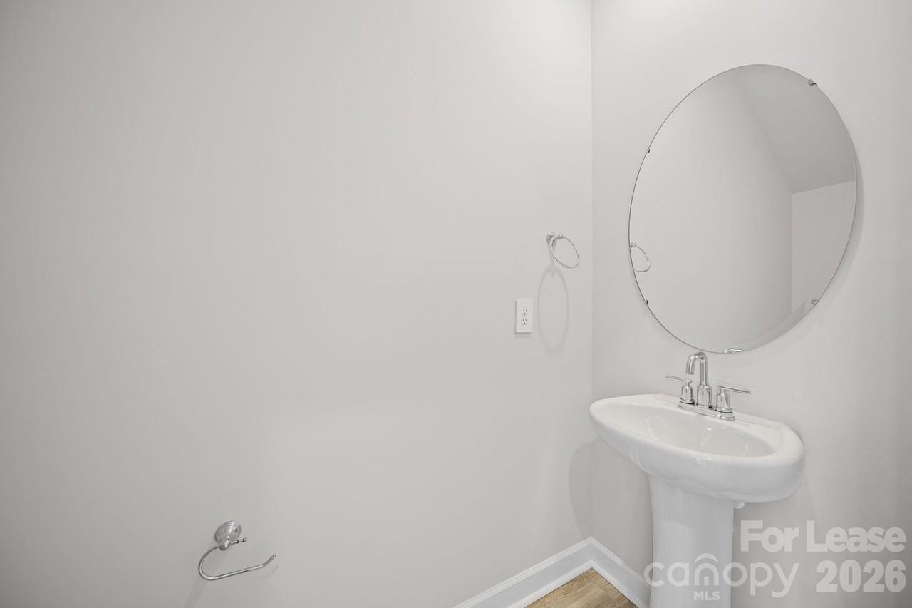 1330 Falling Acorn Ln - Photo 3 of 41