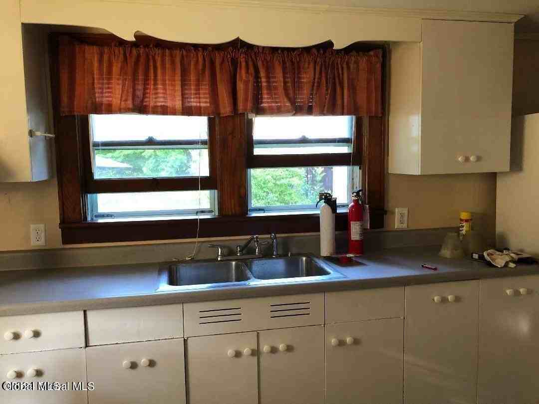 147 Anthony Rd #2 - Photo 6 of 17