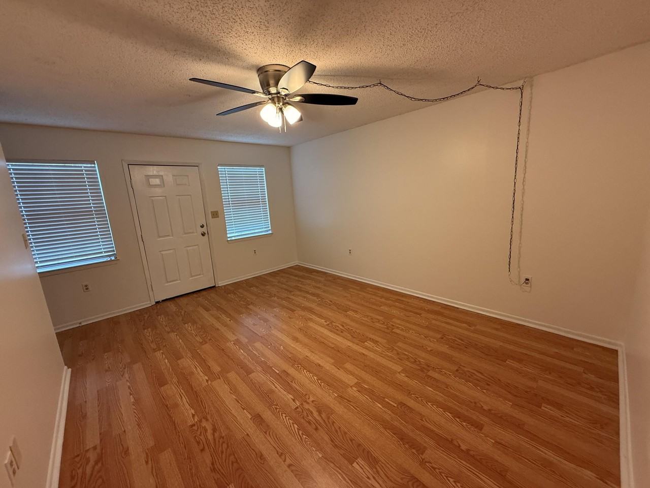 537 Schneider Dr #A - Photo 6 of 32