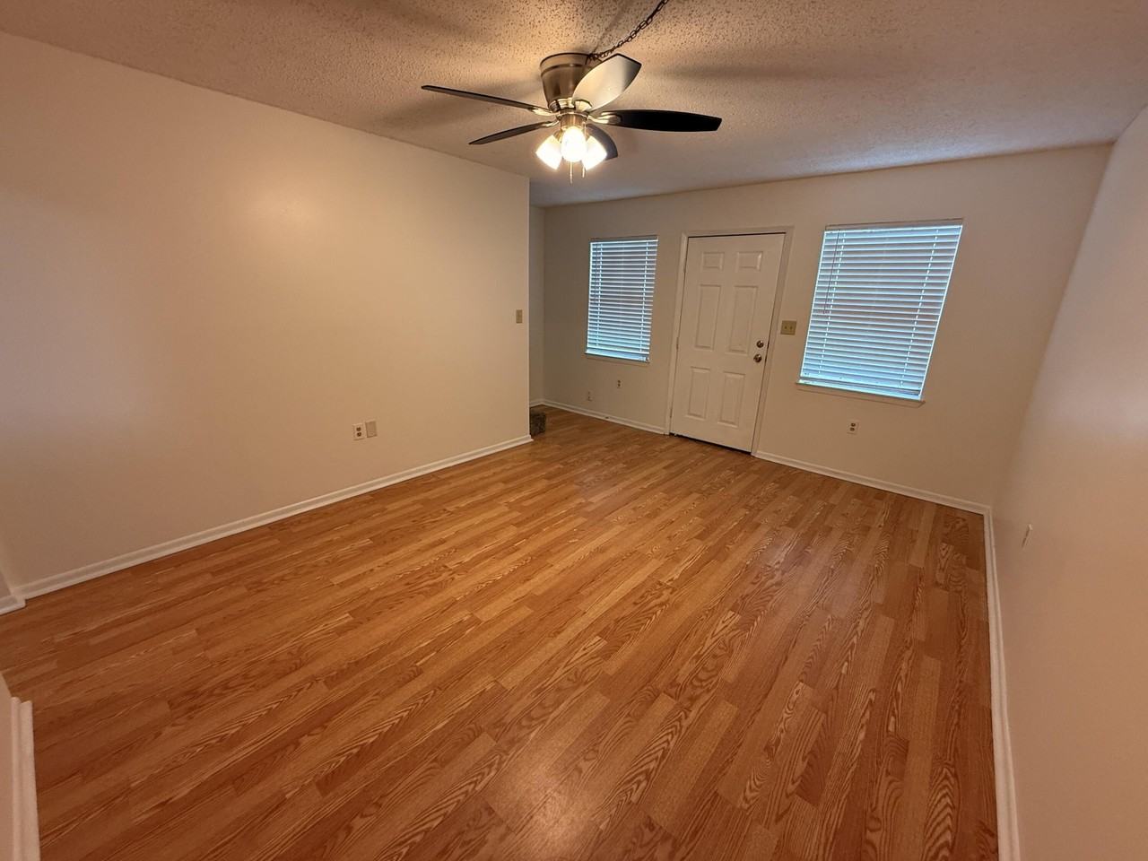 537 Schneider Dr #A - Photo 7 of 32