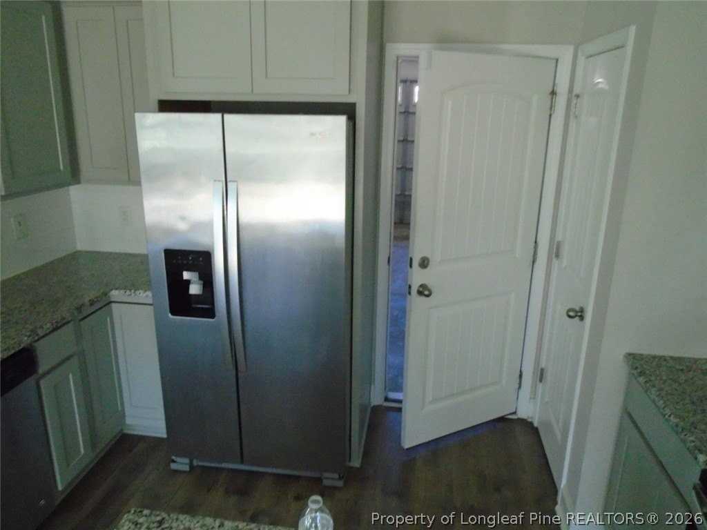 2240 Mannington Dr - Photo 7 of 27