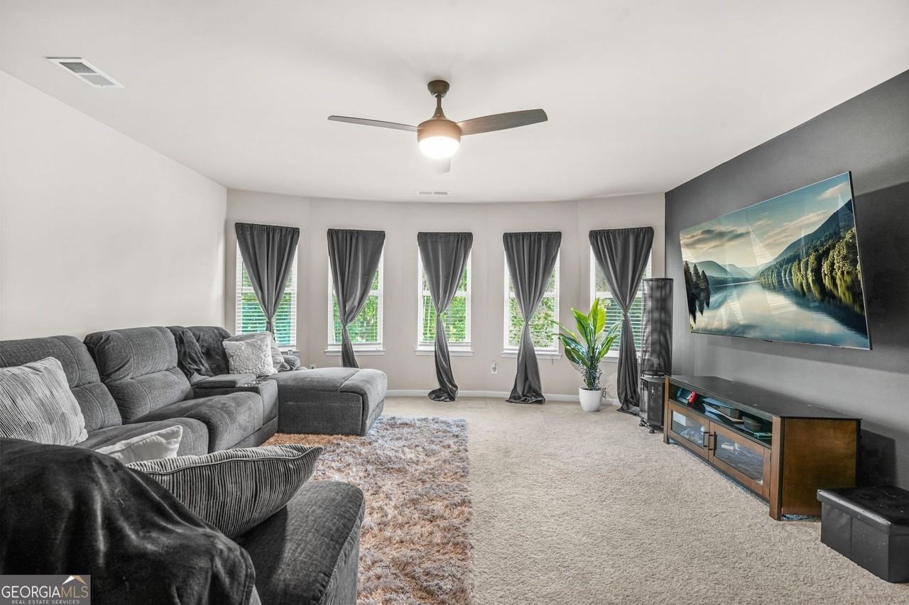 361 Traditions Ln - Photo 7 of 20