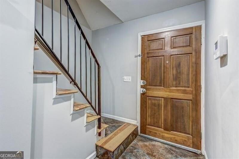 759 Myrtle St Ne #B - Photo 3 of 46