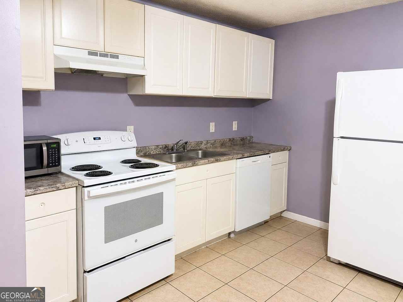 7055 Swift St - Photo 4 of 9