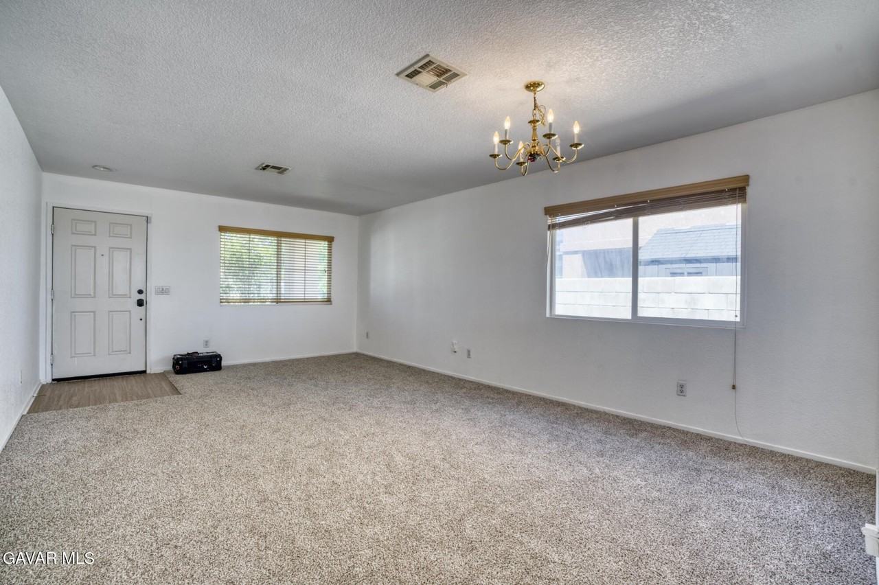 45444 Spahn Ln - Photo 6 of 13