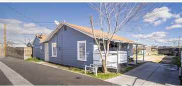 featured image of 44725 Beech Ave