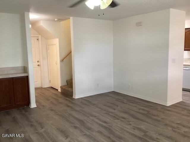 1838 Center St #A - Photo 5 of 20