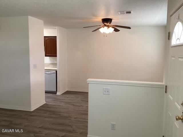 1838 Center St #A - Photo 6 of 20