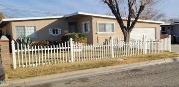 featured image of 815 W Avenue H7