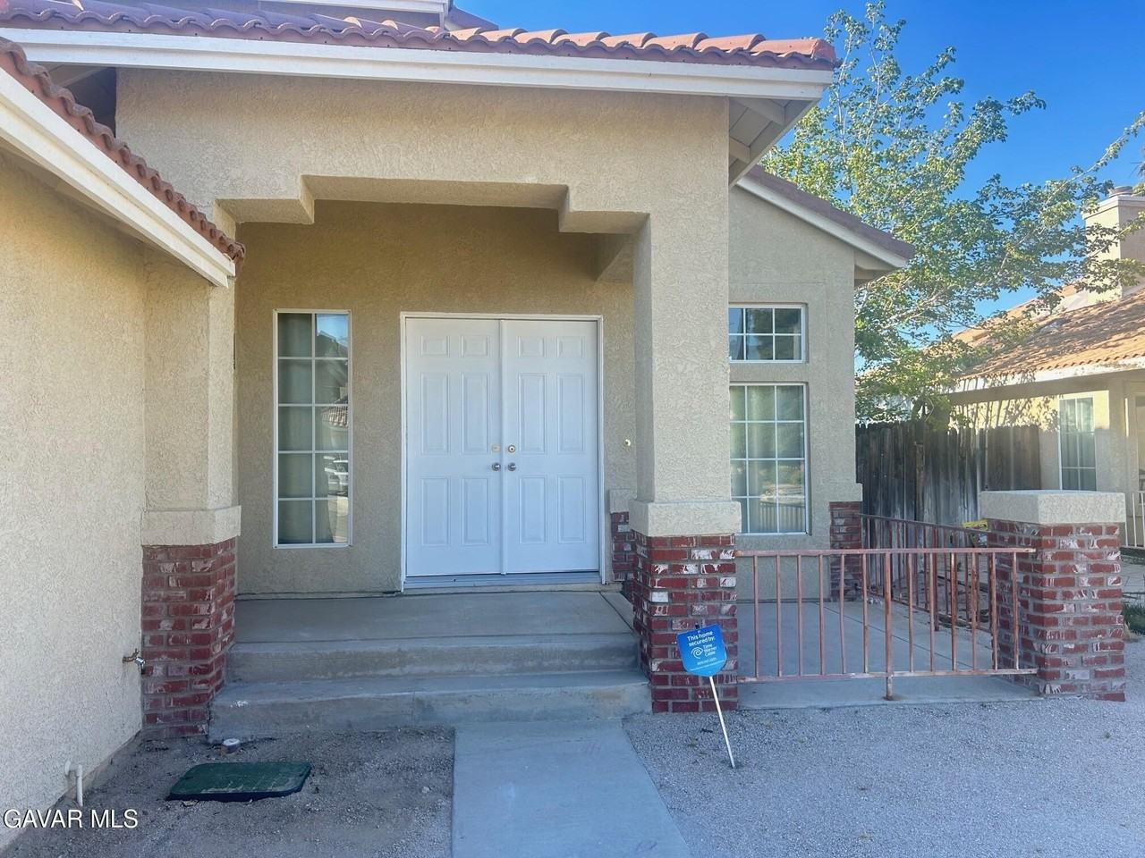 3039 Conestoga Canyon Rd - Photo 2 of 37