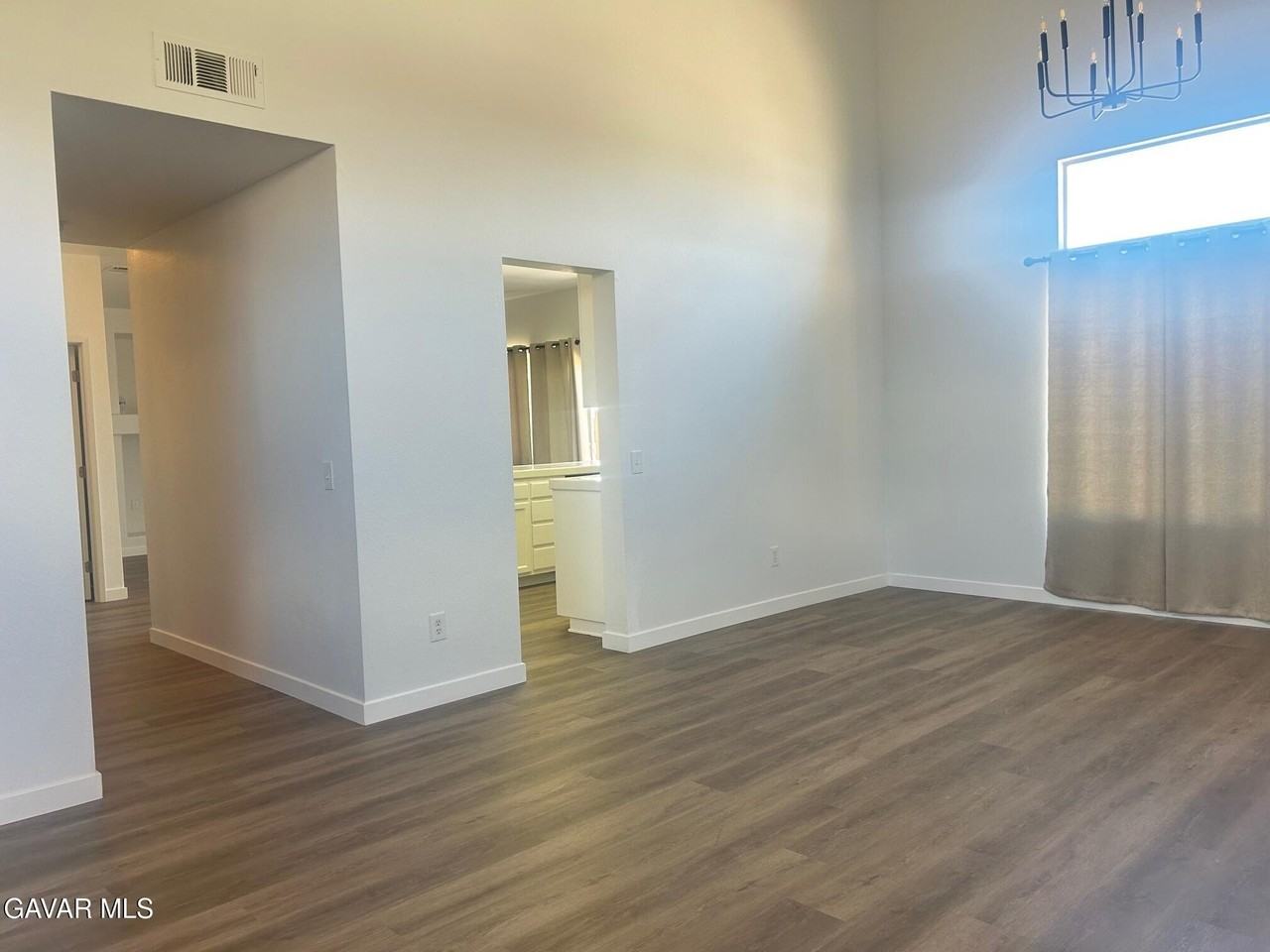 3039 Conestoga Canyon Rd - Photo 6 of 37