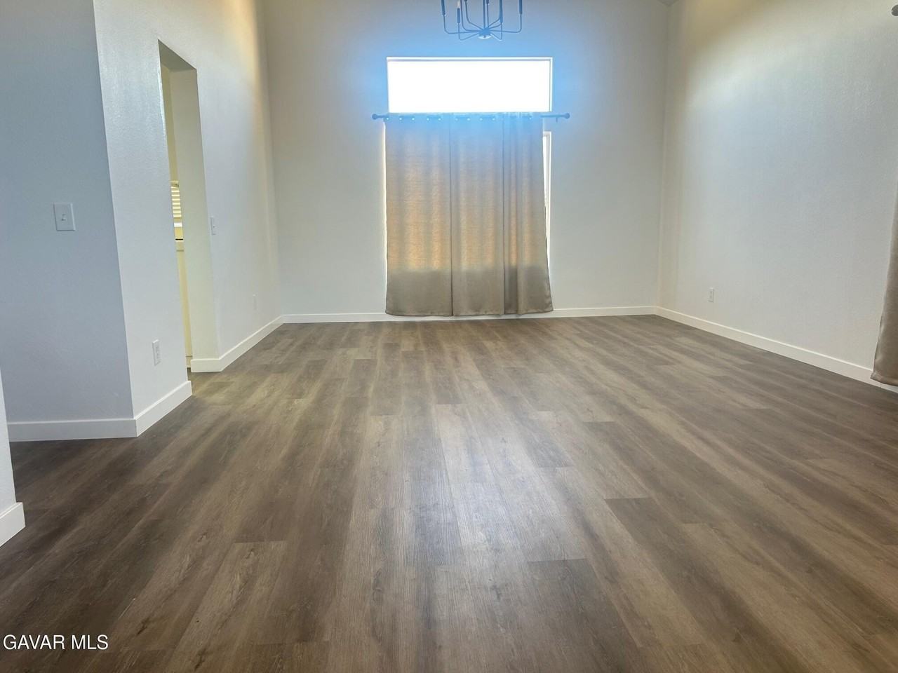 3039 Conestoga Canyon Rd - Photo 7 of 37