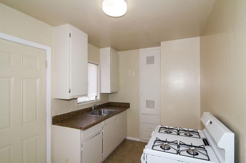 1839 Elm St #4 - Photo 2 of 7
