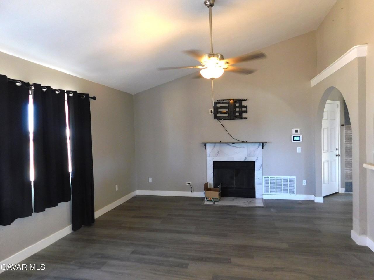 20001 Airway Blvd - Photo 4 of 26