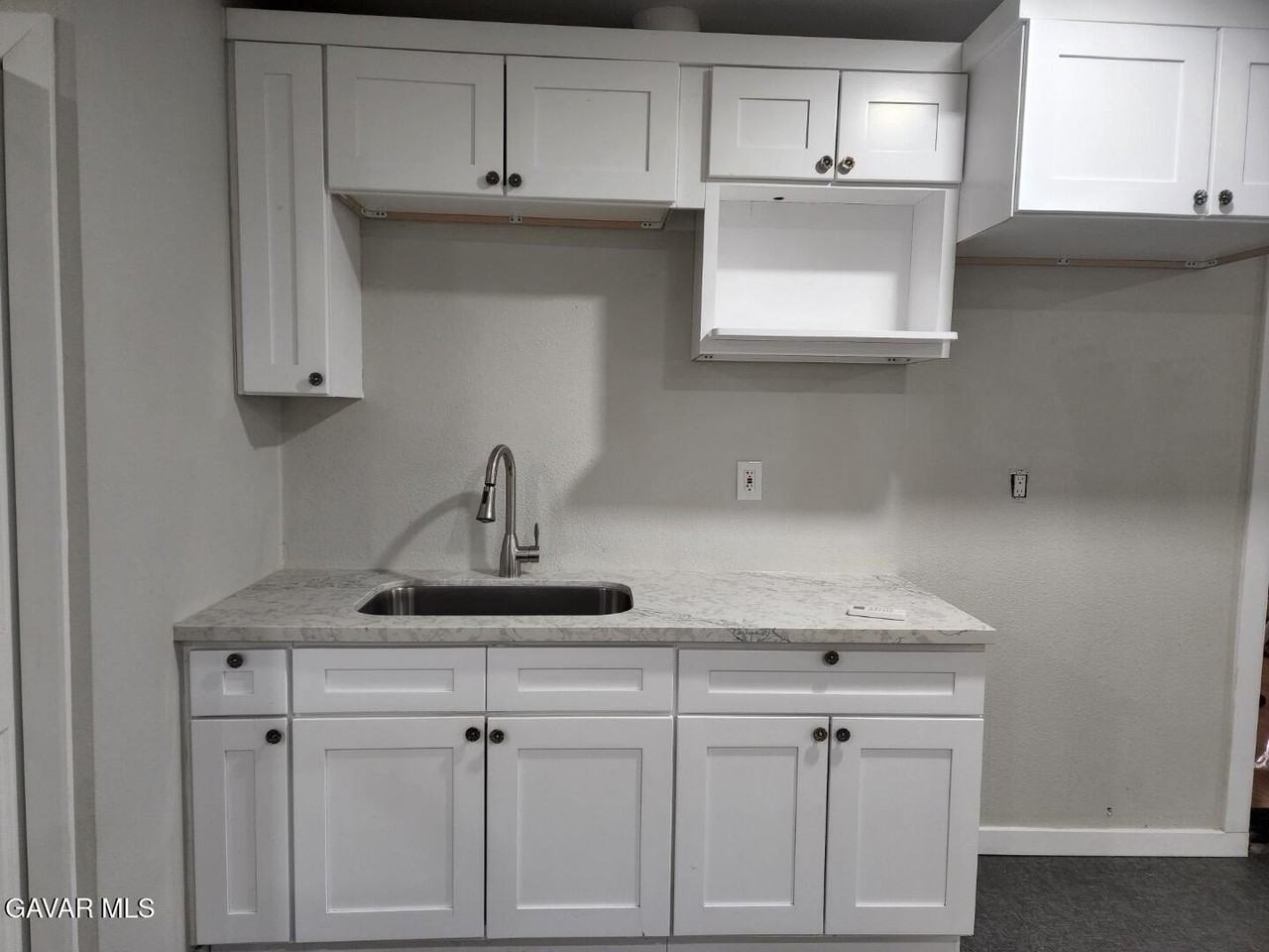 13602 Ironstone Ave - Photo 3 of 9