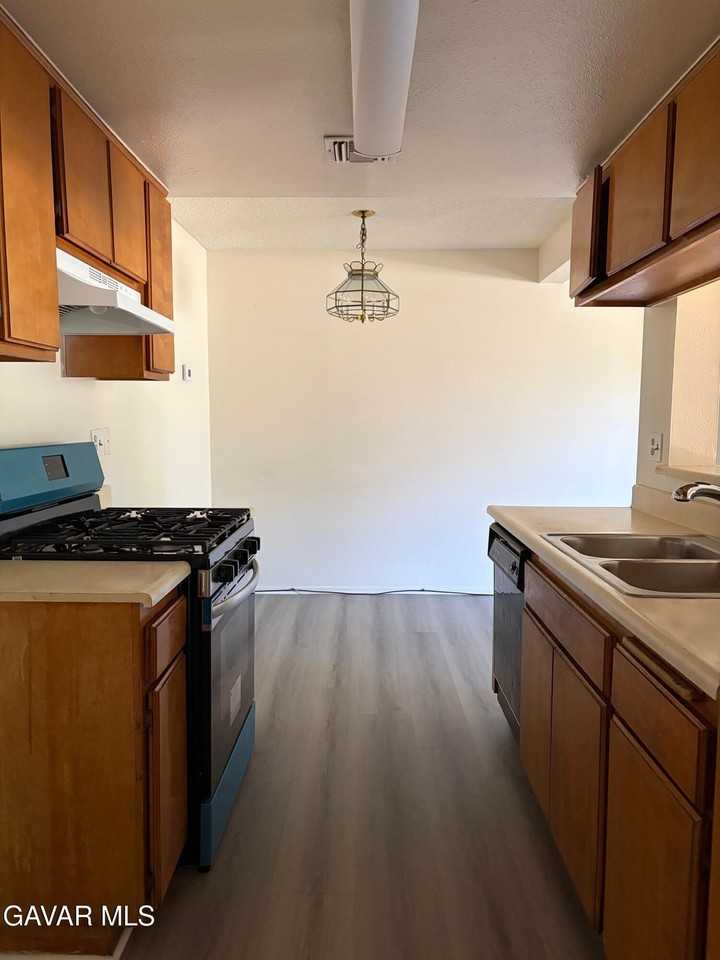 Ave J10 #2 - Photo 6 of 14
