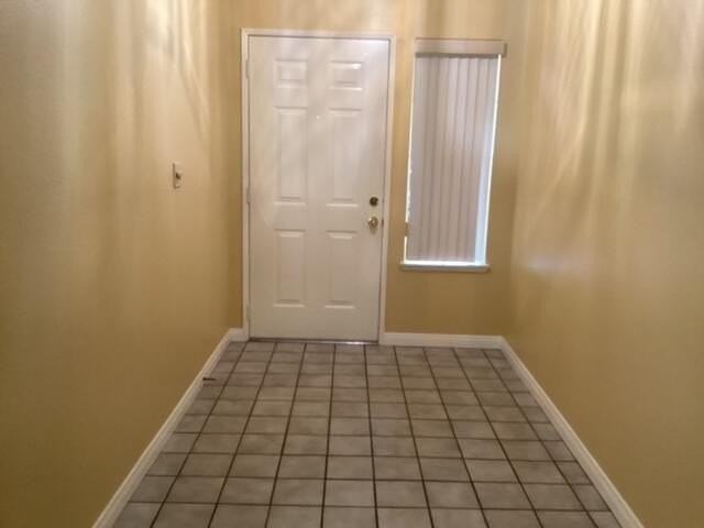 4660 Grandview Dr - Photo 2 of 13