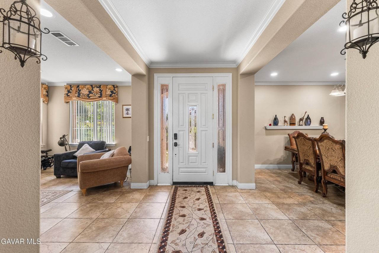 44256 Dahlia St - Photo 4 of 45