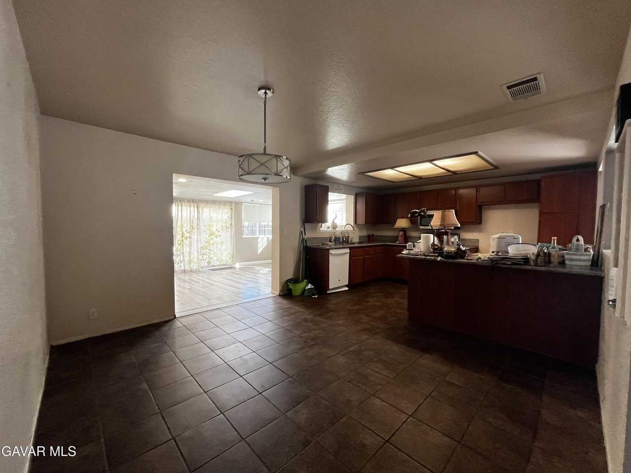 43770 Santa Rosa Cir - Photo 6 of 38