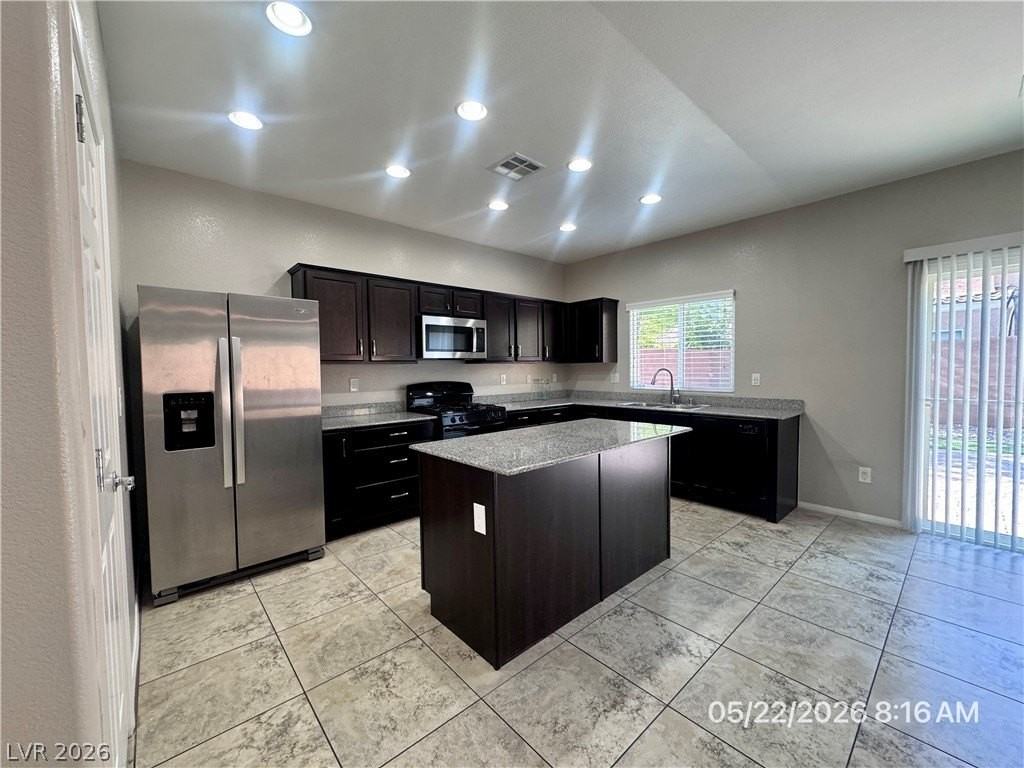 10229 Gibson Isle Dr - Photo 3 of 46