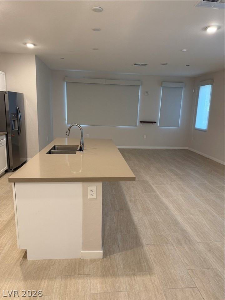11429 Rain Canyon Ave #102 - Photo 5 of 18