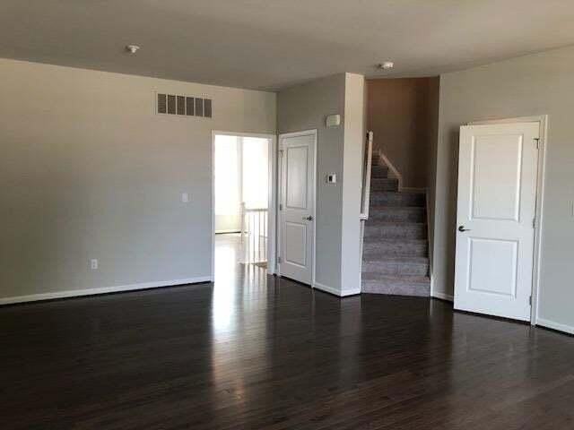 2780 Ashcombe Dr - Photo 5 of 24