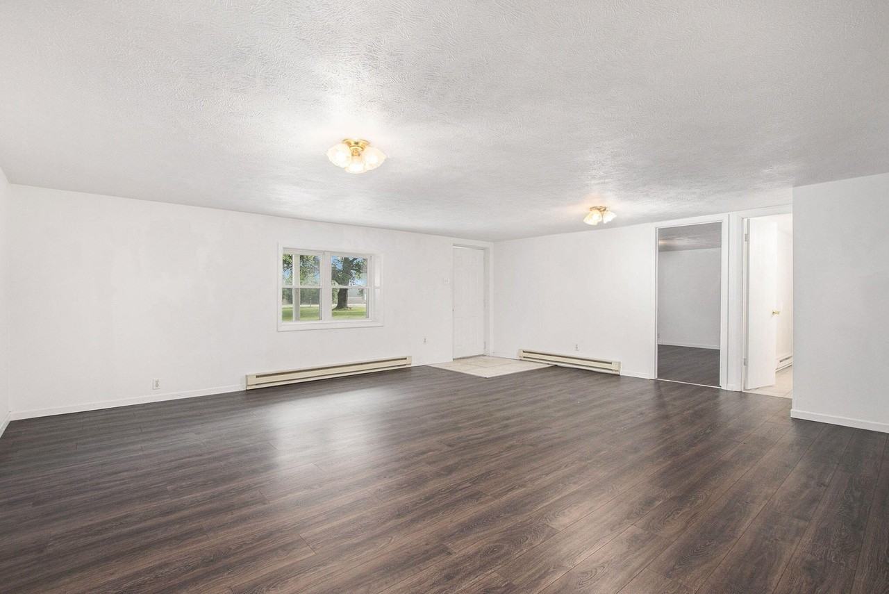 62695 Red Arrow Hwy #3 - Photo 4 of 17