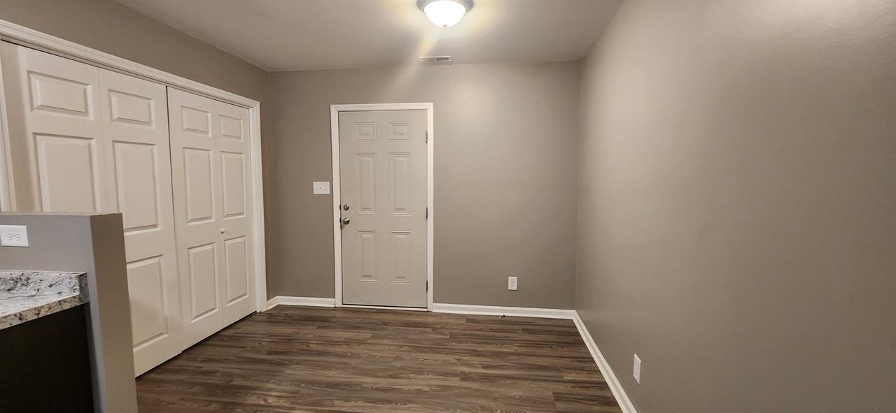 610 Miller Ave #1 - Photo 4 of 7