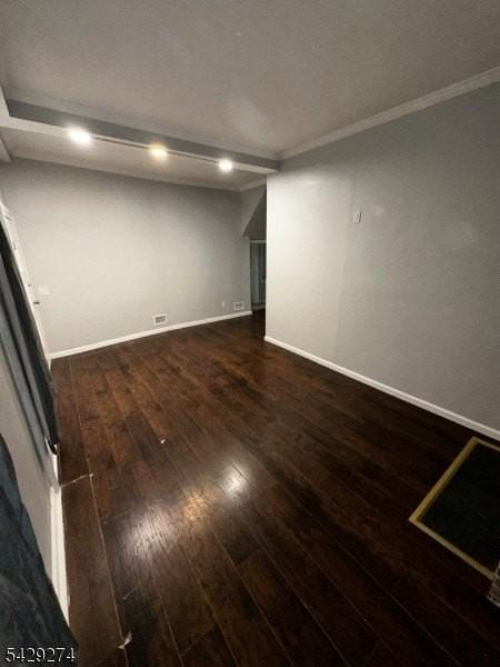 208 E 9th St - Photo 6 of 30