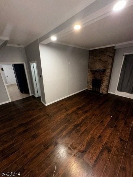 208 E 9th St - Photo 7 of 30