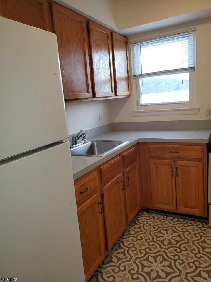 100 Pierson Miller Dr #C52 - Photo 4 of 15
