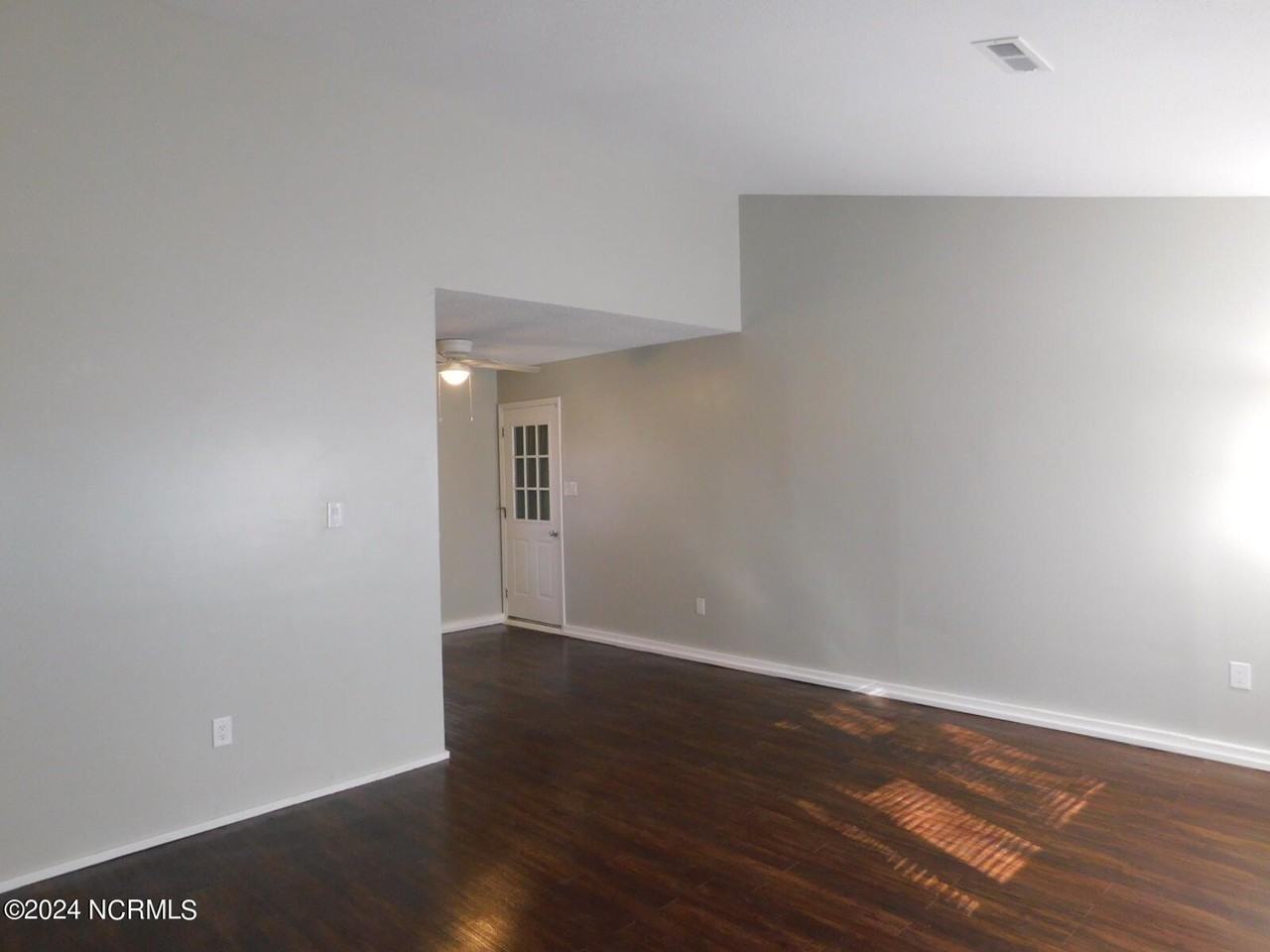 605 Hayden Ct - Photo 6 of 27