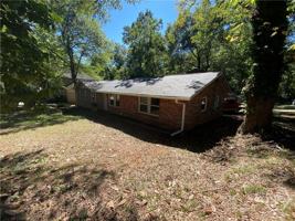 featured image of 2010 S Milledge Ave