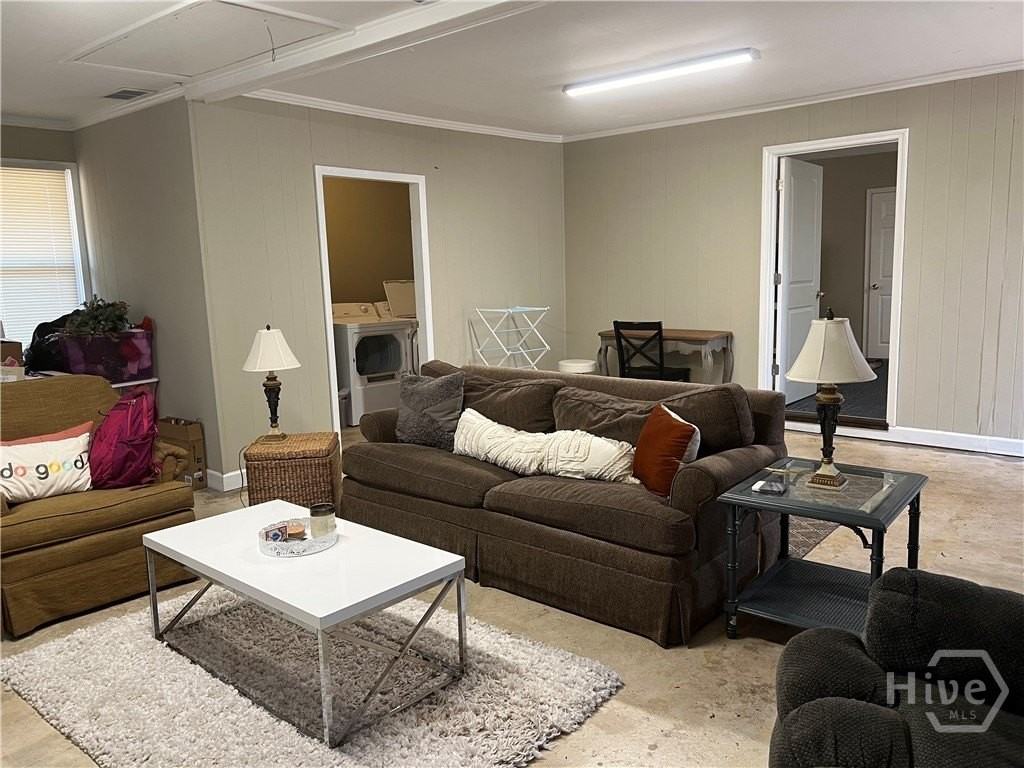 2010 S Milledge Ave - Photo 2 of 14