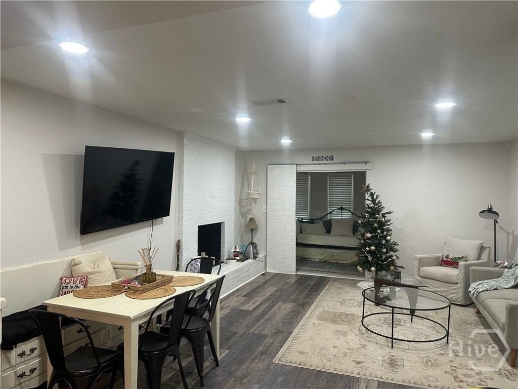 121 Sleepy Creek Dr - Photo 5 of 13