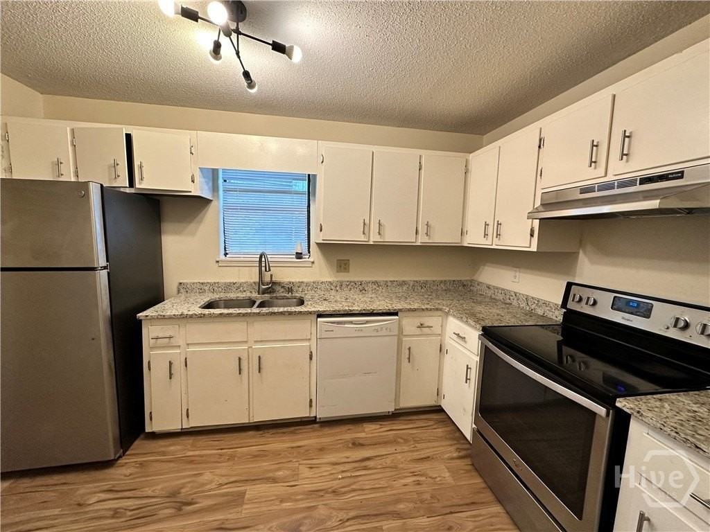 120 Pinehurst Ct #2 - Photo 6 of 19