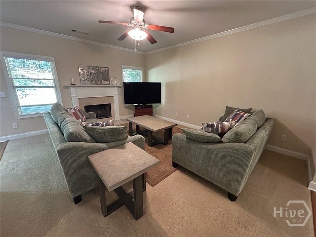 1559 Blackstone Way - Photo 4 of 21