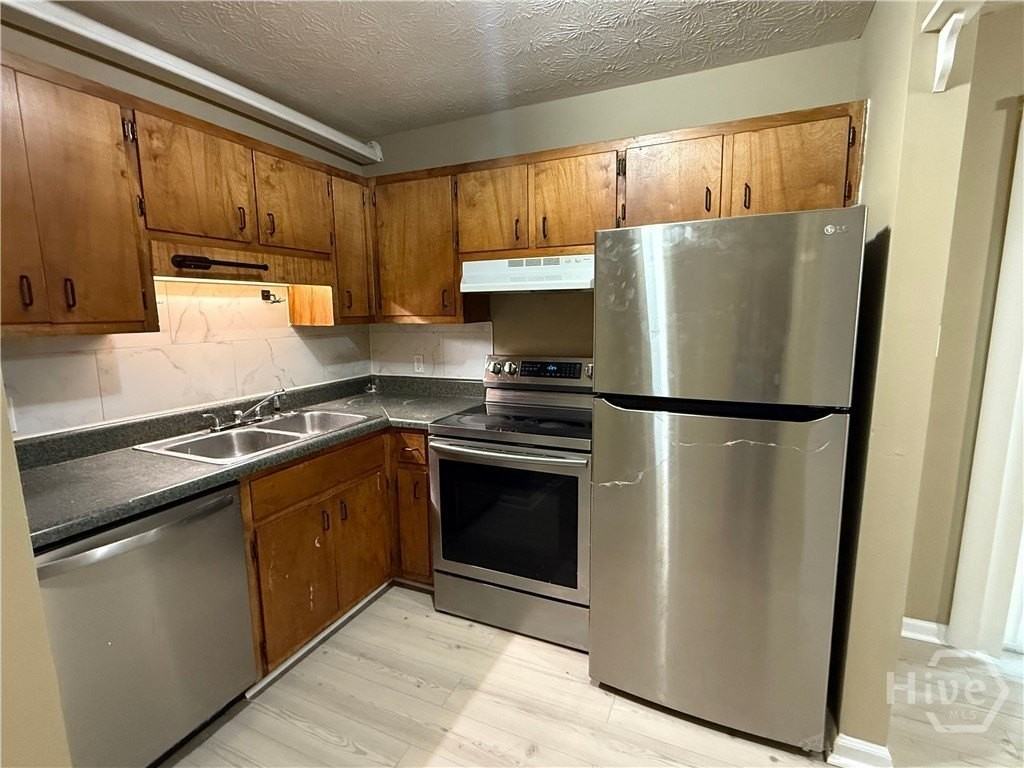 437 Rustwood Dr #437 - Photo 4 of 11