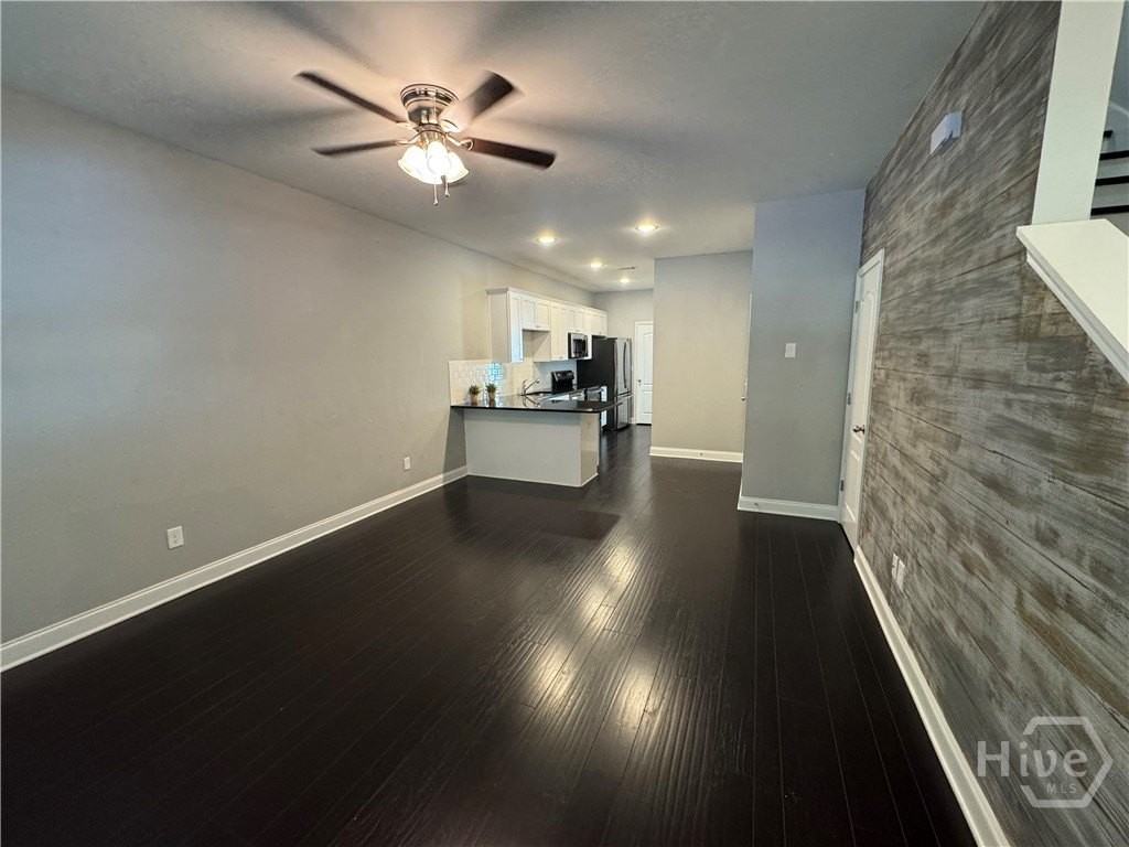 1270 Binghampton Cir - Photo 2 of 16