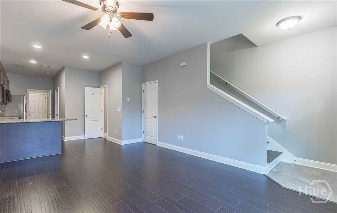 1280 Binghampton Cir - Photo 4 of 22