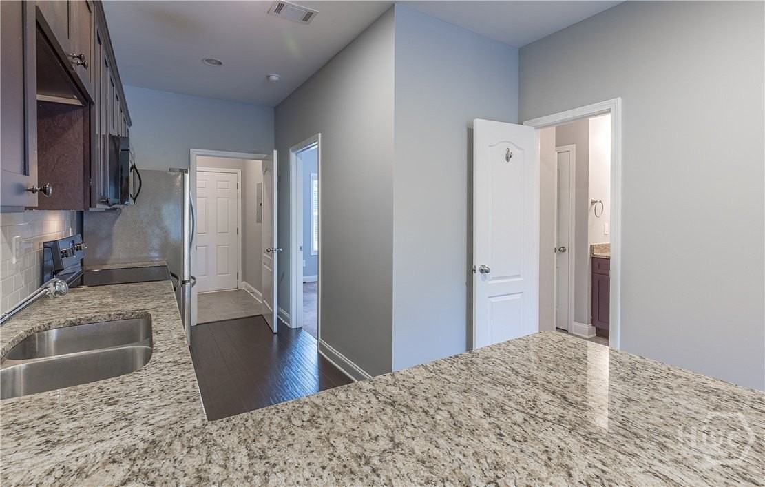 1280 Binghampton Cir - Photo 5 of 22