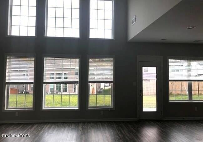 12616 Hartsfield Ln - Photo 2 of 20