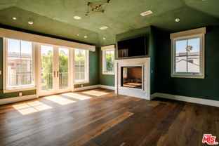 557 Chapala Dr - Photo 1 of 1