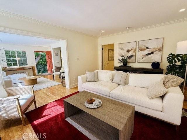 7621 Norton Ave - Photo 6 of 8