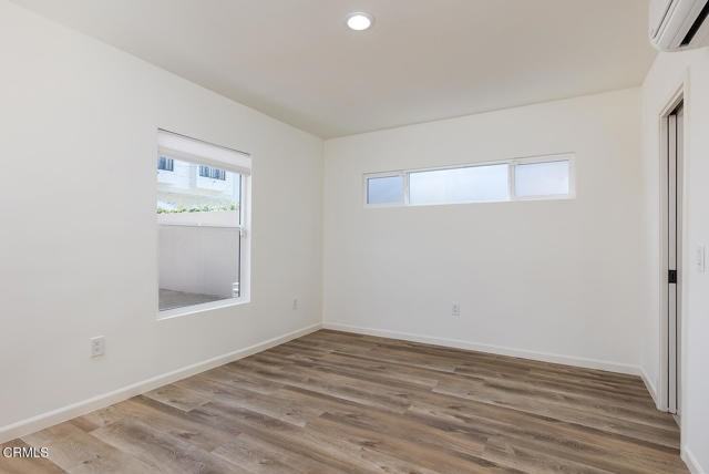 524 N Edinburgh Ave - Photo 2 of 8