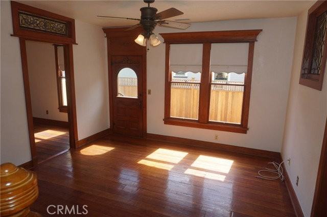 191 N Grand St - Photo 2 of 8