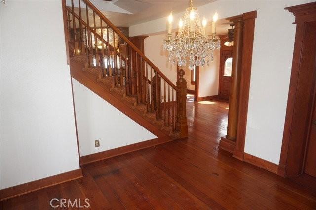 191 N Grand St - Photo 6 of 8