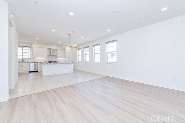 173 Cadence - Photo 2 of 8